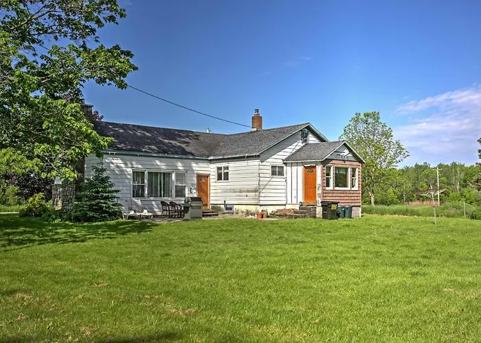Pulaski Home On 50 Acres 5 Mi To Lake Ontario!