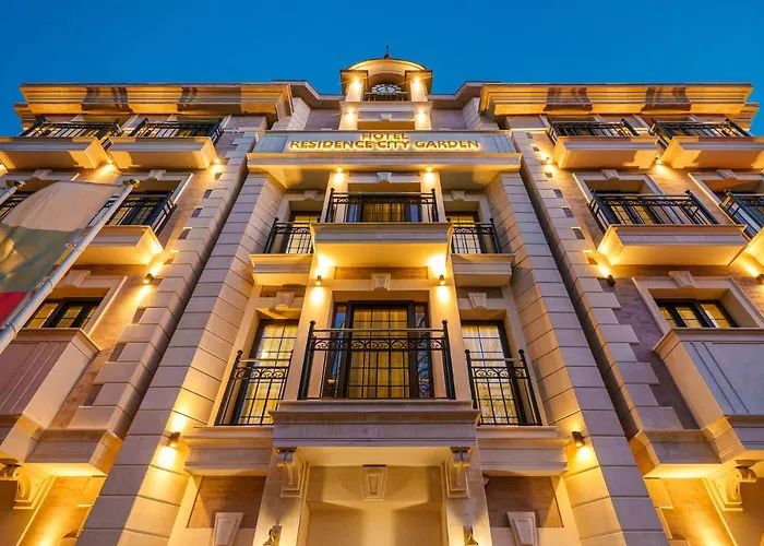 Residence City Garden: Excellence-Awarded Five-Star Urban Retreat Plovdiv
