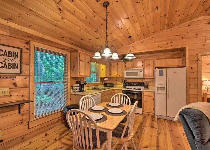 'Pinot & Pine' Chic Log Cabin ~ 5 Mi To Blue Ridge
