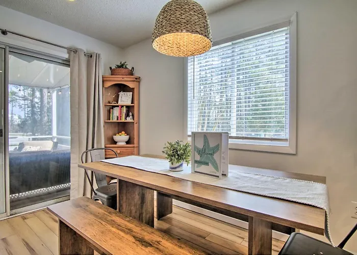Cozy Family Townhome: 1 Mi To Bethany'S Boardwalk Bethany Beach