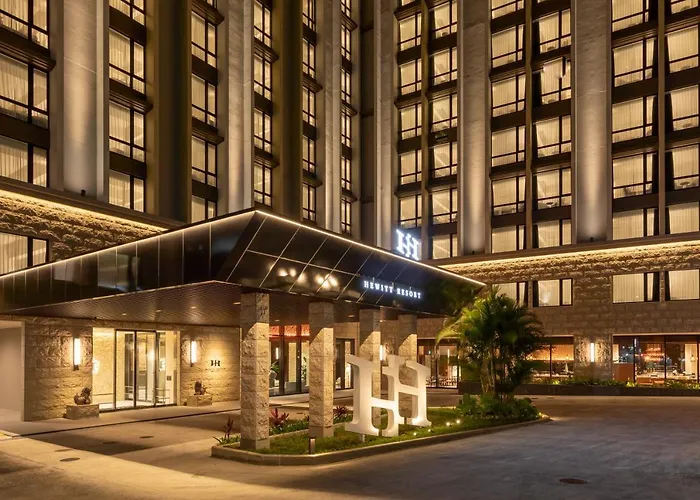 Hewitt Resort Naha 5 star