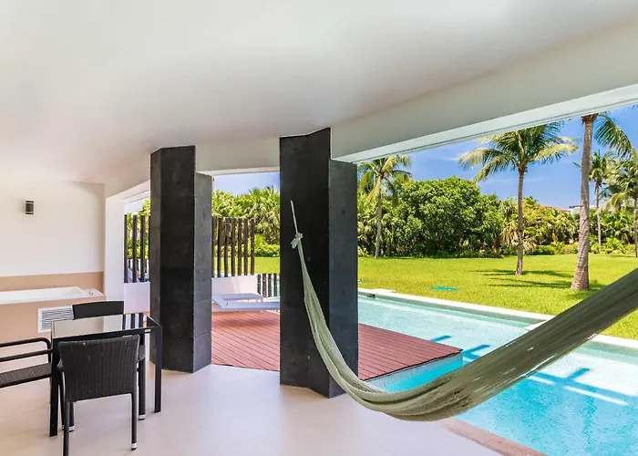Mareazul Beach Front Condos At Playa Del Carmen
