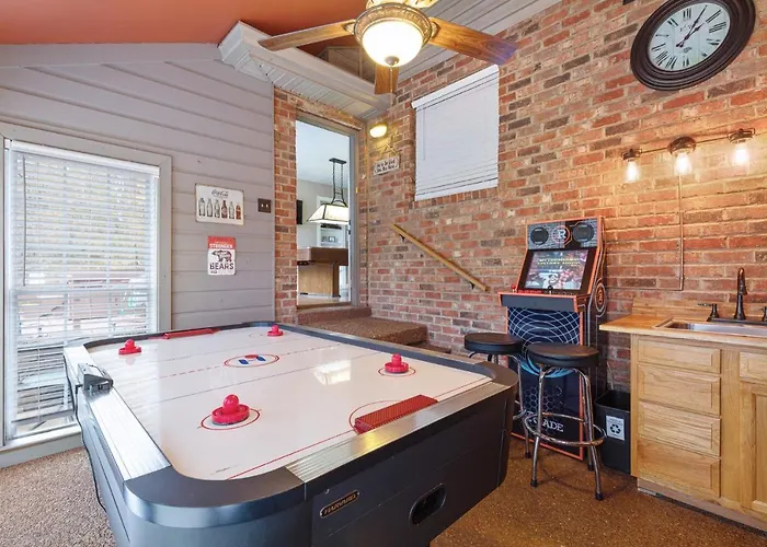 Brenda Lee History 2Br Villa Pool Hot Tub Nashville