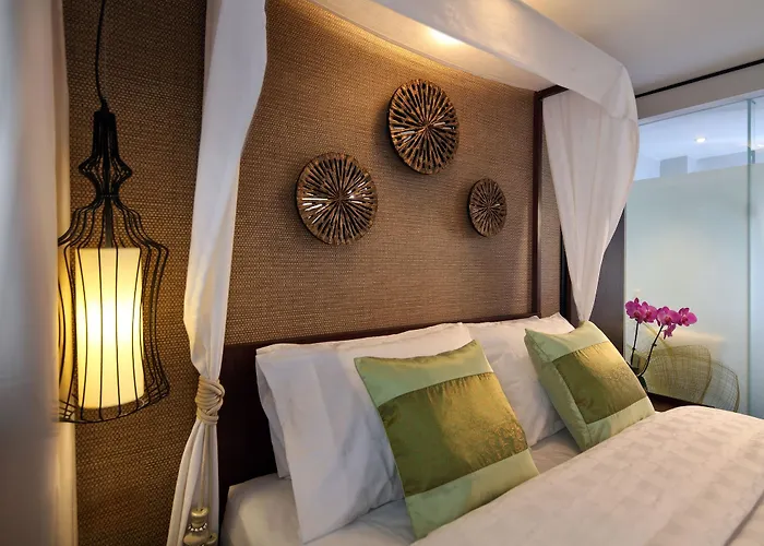 Hotel Clover 33 Jalan Sultan Singapore