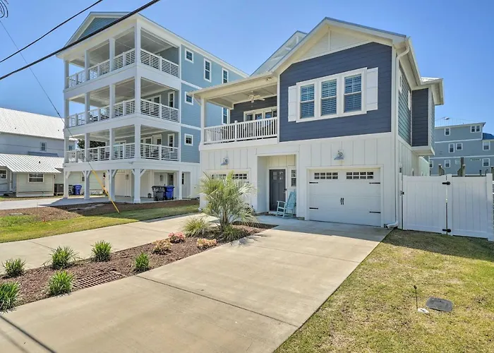 Bright Coastal Abode With Porch And Beach Access! Carolina Beach