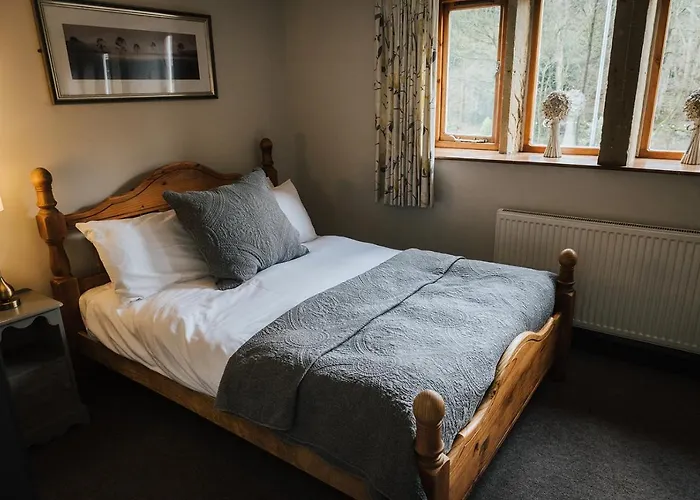 Huddersfield 5 Star Hotels