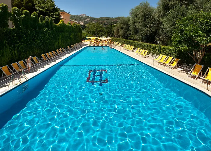 Luxury Hotels in Sorrento