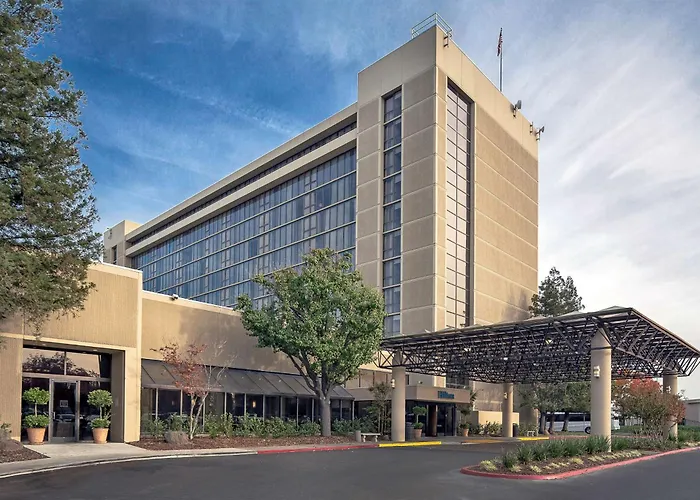 Hilton Sacramento Arden West Hotel