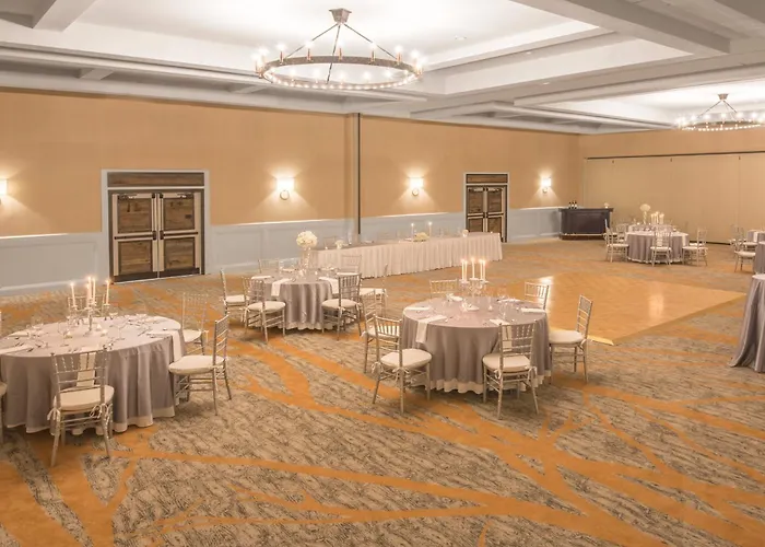 Crowne Plaza Resort Asheville By Ihg