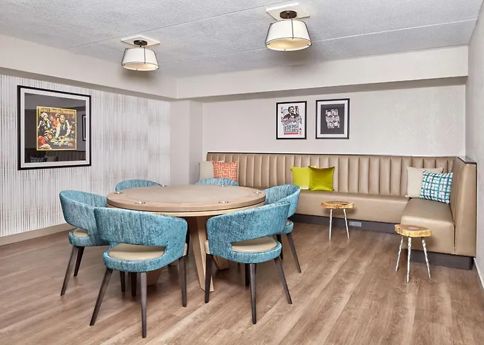 Doubletree Suites By Hilton Nashville Airport