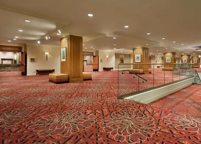 Luxury Hotels in Pittsburgh