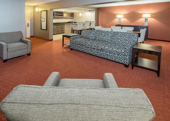 Wyndham Sacramento Hotel Carmichael