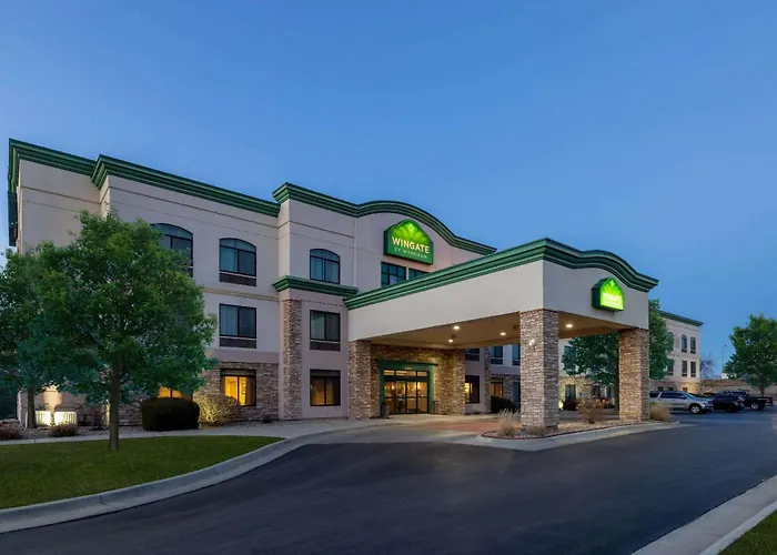 Wingate By Wyndham Gillette Hotel