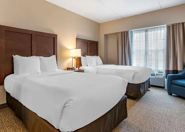 Comfort Suites Downtown Carlisle