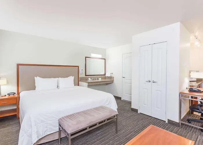 Hawthorn Suites Victorville
