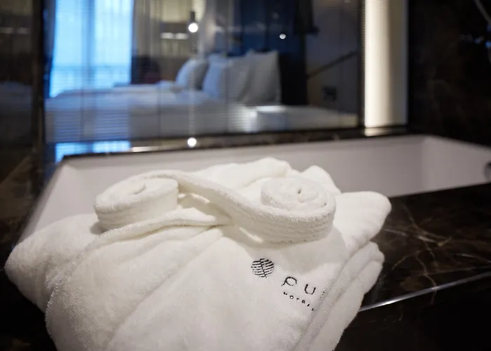 Pullman Istanbul Hotel & Convention Center 5 star