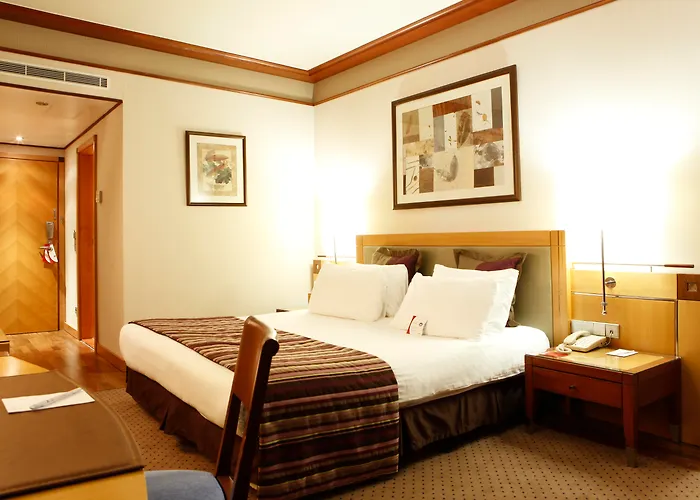 Crowne Plaza Beirut By Ihg Hotel