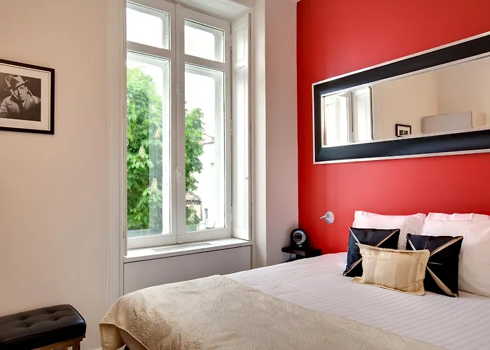 Bordeaux 5 Star Hotels