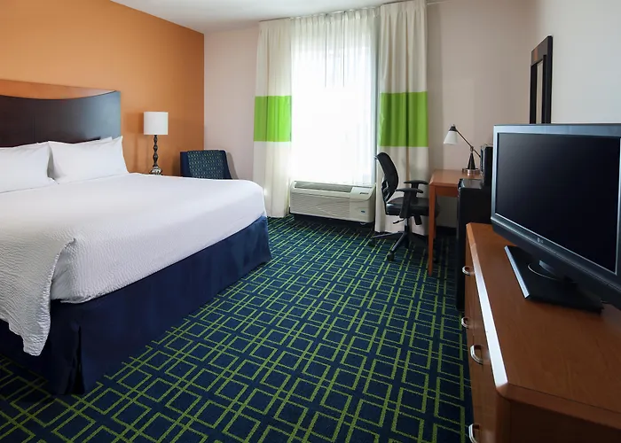 Fairfield By Marriott Inn & Suites Orlando At Seaworld Williamsburg