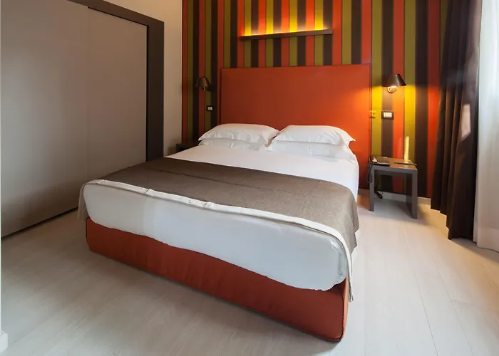 Fifty House Hotel Milan 5 star
