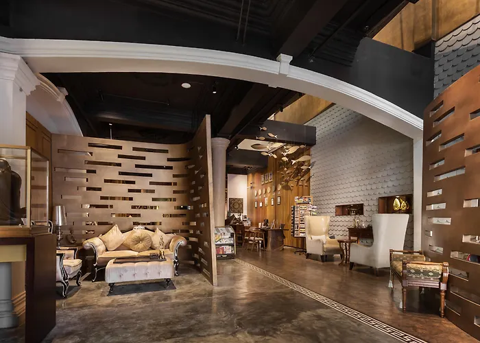 Luxury Hotels in Phnom Penh