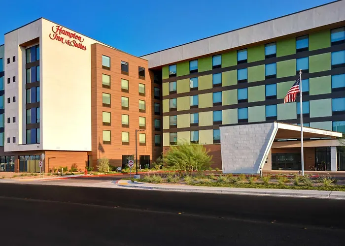 Home2 Suites By Hilton Las Vegas Convention Center - No Resort Fee