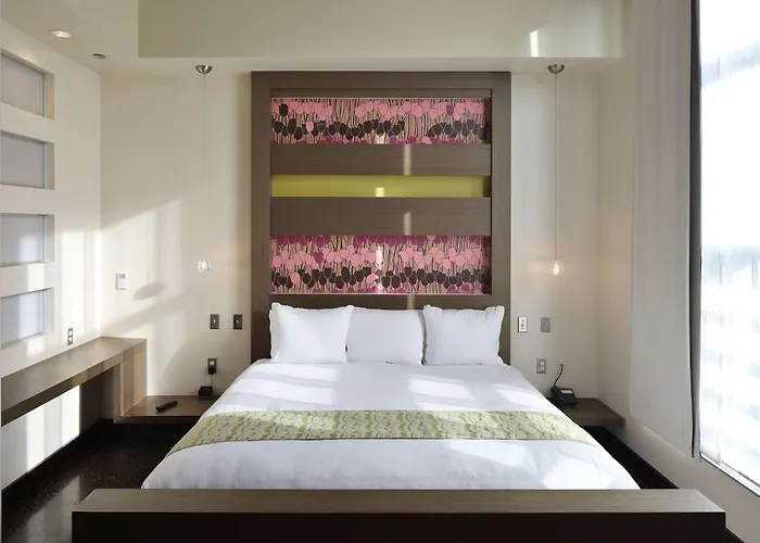 Tulyp, Tapestry Collection By Hilton Hotel Holland