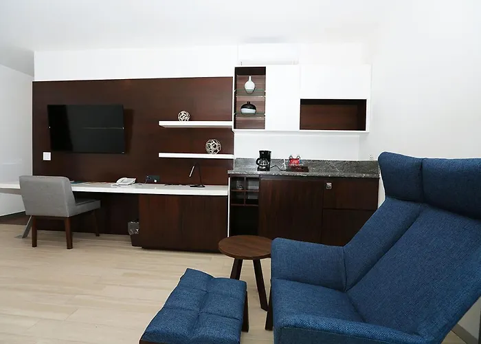 Hotel Marea Vista Ensenada 5 star