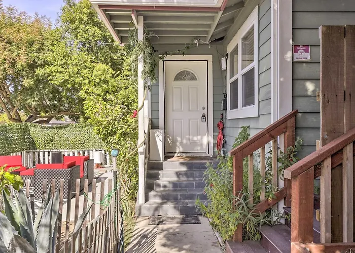 Peaceful Petaluma Getaway W/ Deck + Grill! Villa