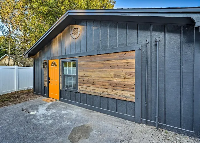 Cozy Brandon Guest Studio With Pool And Hot Tub!