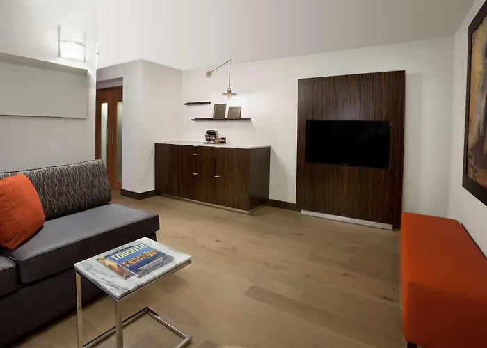 Luxury Hotels in Mississauga