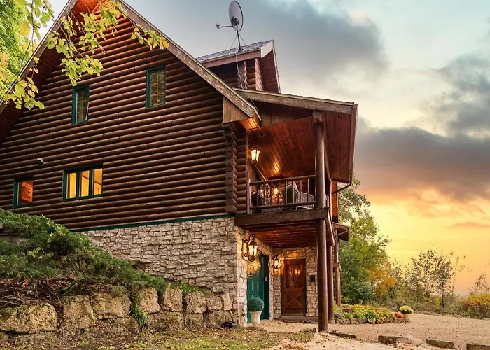 Frogmore Cabin Galena