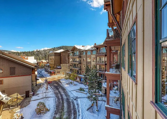 East West Hospitality At Tahoe Truckee
