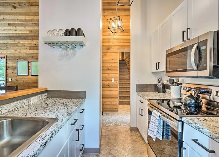 Memorable Woodland Getaway With Hot Tub And Grill! Villa Sisters