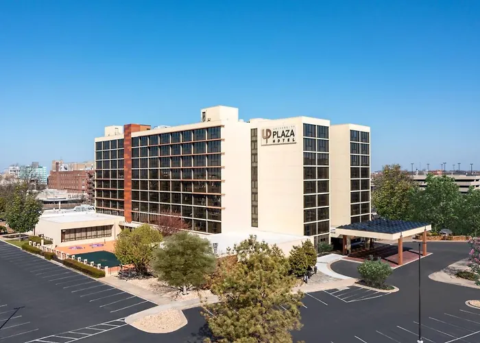 University Plaza Hotel Springfield