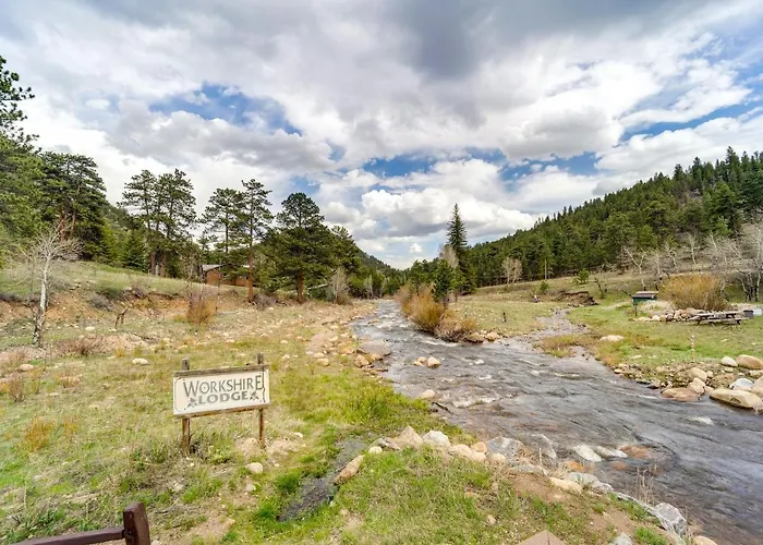 Riverfront Condo Near Downtown Estes Park!