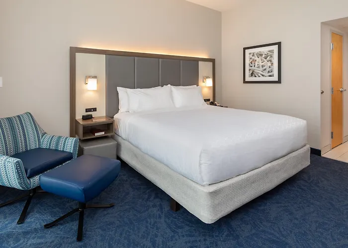 Holiday Inn Express Pensacola Beach By Ihg