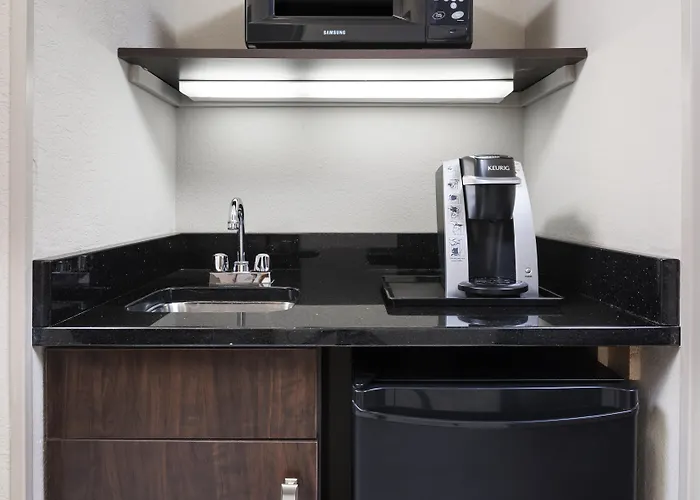 Holiday Inn Express Hotel & Suites Minneapolis - Minnetonka By Ihg