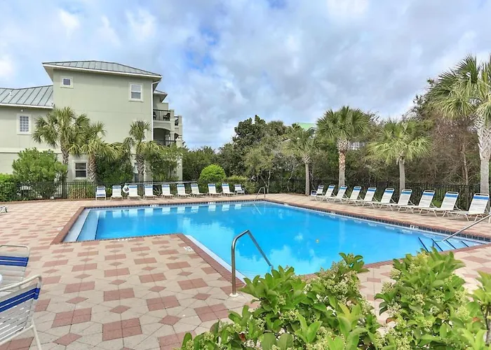 Playa Blanca - Steps To The Beach Sleeps 14 Has Community Pool Destin