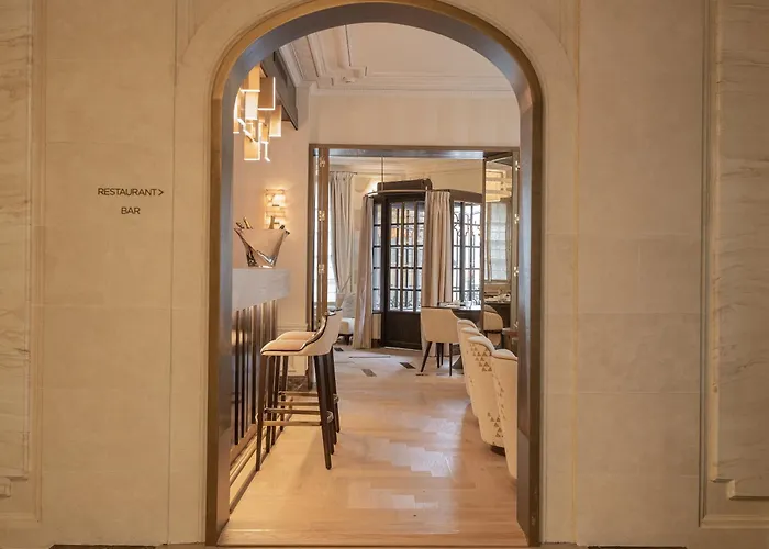 Hotel Elysia By Inwood Hotels Paris