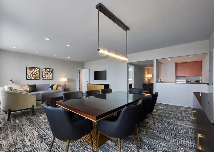 Hotel Fera Anaheim, A Doubletree By Hilton Hotel Orange