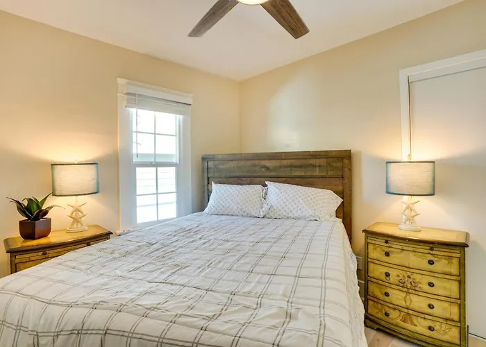 Huntington Beach Hideaway Near Beach And Downtown!