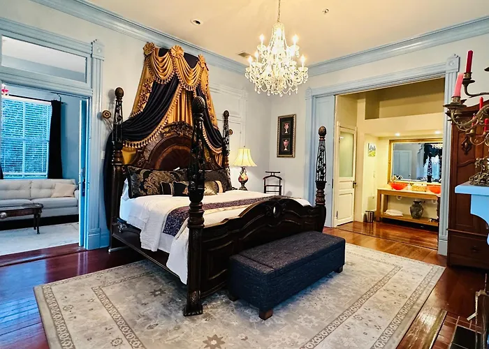 Amethyst Garden Bed & Breakfast Savannah