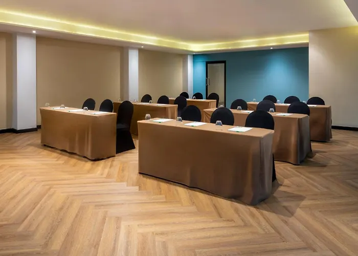 Luxury Hotels in Panama City