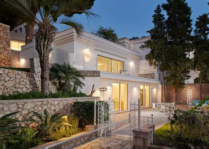 Capri 5 Star Hotels