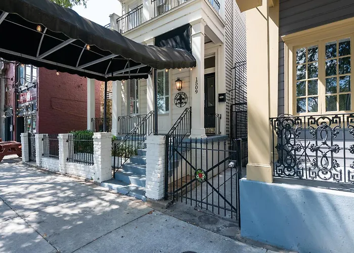 Historic Streetcar Inn New Orleans
