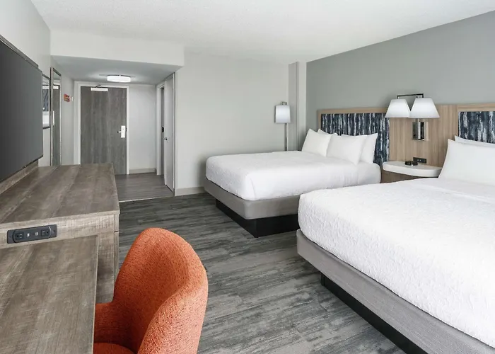 Hampton Inn & Suites Tampa Ybor City Downtown