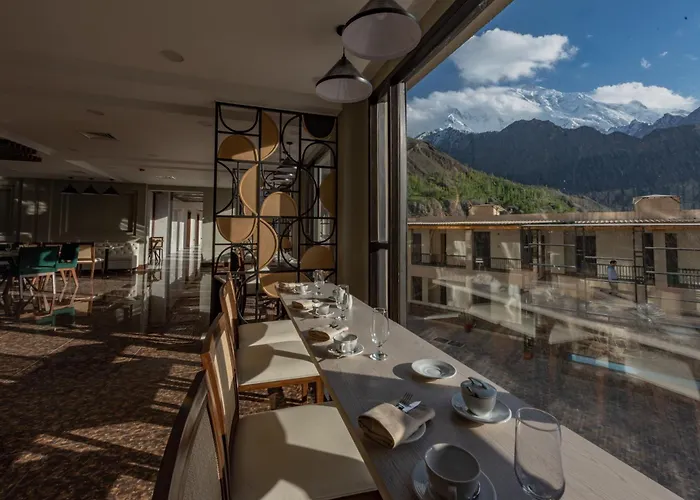 Luxury Hotels in Karimabad (Hunza)