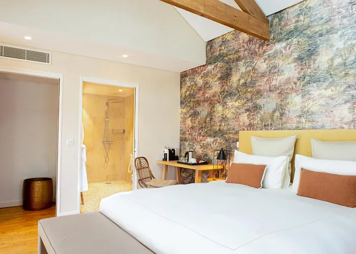 Antibes 5 Star Hotels