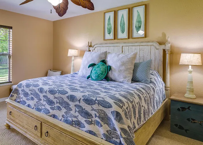 Clewiston Bluegill Home Rental With Fishing Pond!